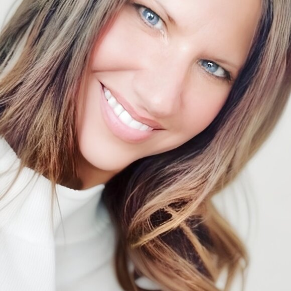 Meet your Posher, Trina - Picture 1 of 1